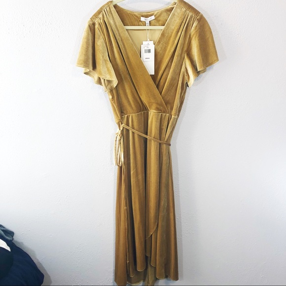 Lucaparis Dresses & Skirts - LucyParis NWT gold wrap dress size L